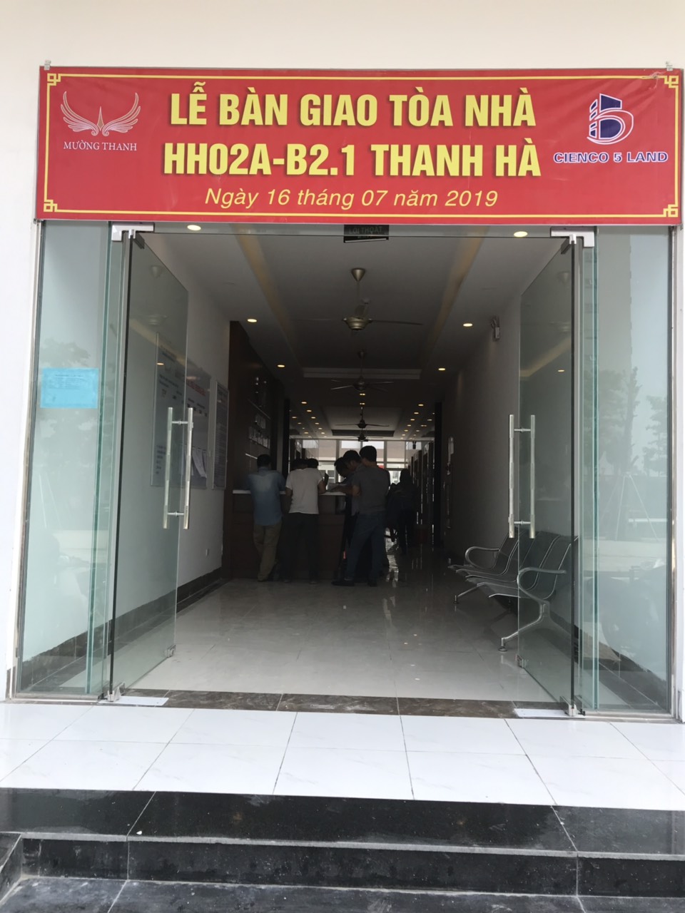 Chủ đầu tư Mường Thanh - Thanh Hà bàn giao tòa nhà HH02A - B2.1 Thanh Hà Chủ đầu tư Mường Thanh - Thanh Hà bàn giao tòa nhà HH02A - B2.1 Thanh Hà